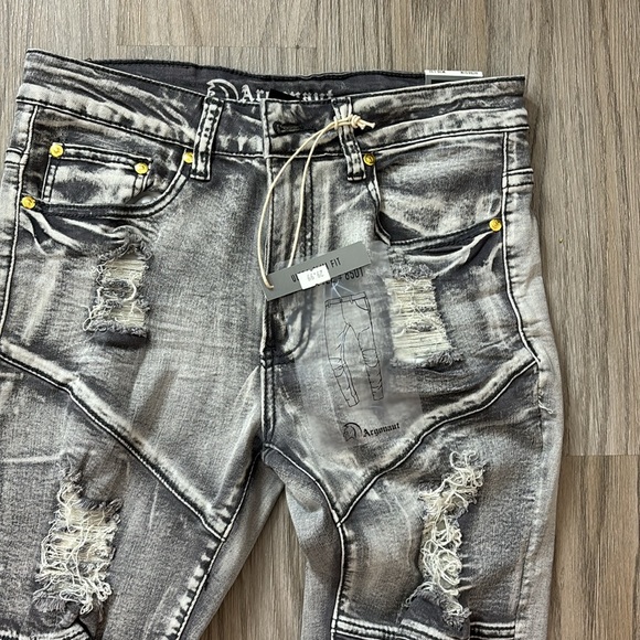 Denim Jeans - Picture 2 of 6